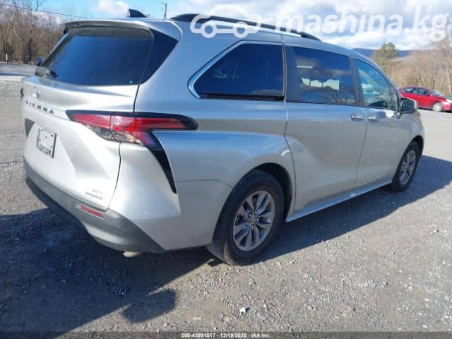 Toyota Sienna IV 2.5hyb AT