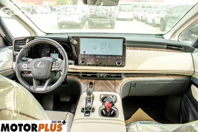 Lexus LM II 350h 2.5hyb CVT 4WD