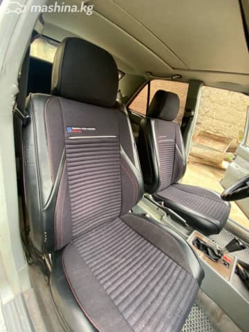 Mercedes-Benz W124 320 3.2 MT 4WD