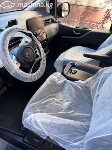 Hyundai Staria 3.5 AT
