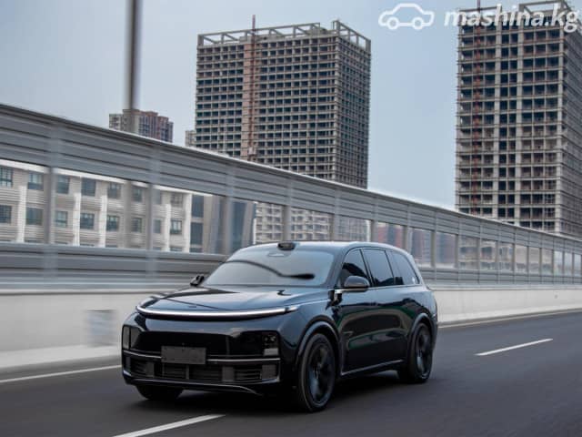 LiXiang L9 Рестайлинг 1.5hyb AT 4WD