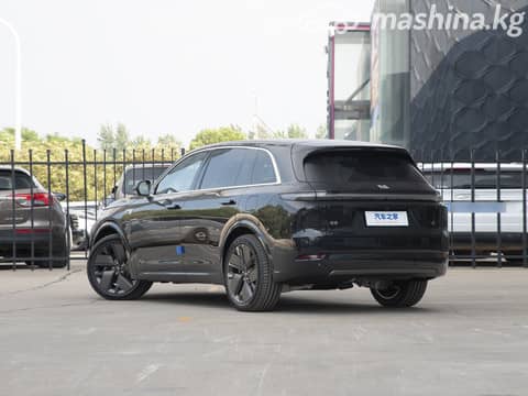 LiXiang L7 Рестайлинг 1.5hyb AT 4WD