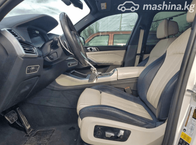 BMW X5 IV (G05/G18) M50i 4.4 AT 4WD