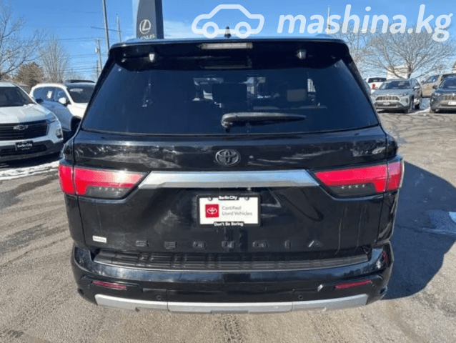 Toyota Sequoia III 3.5hyb AT 4WD