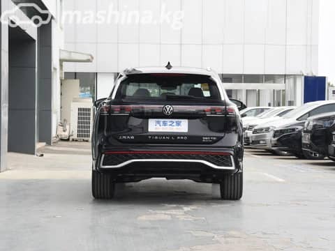 Volkswagen Tiguan III (China Market) 2.0 AMT 4WD