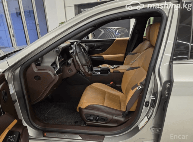 Lexus ES VII 300h 2.5hyb CVT