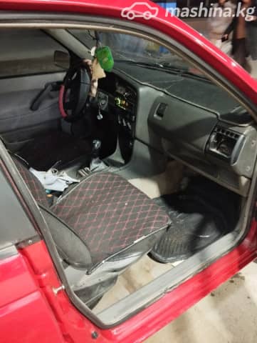 Volkswagen Passat B3 1.8 MT