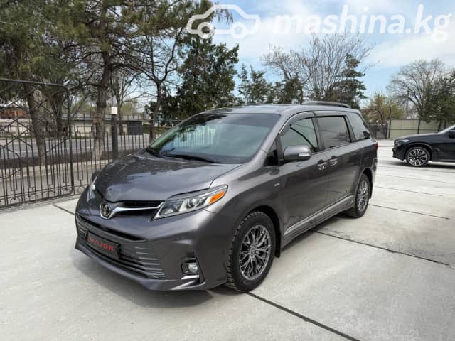 Toyota Sienna III Рестайлинг 2 3.5 AT 4WD