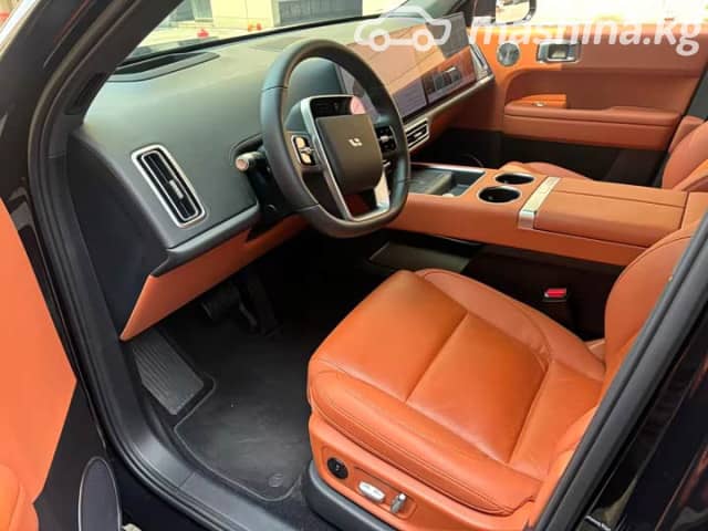 LiXiang L6 1.5hyb AT 4WD