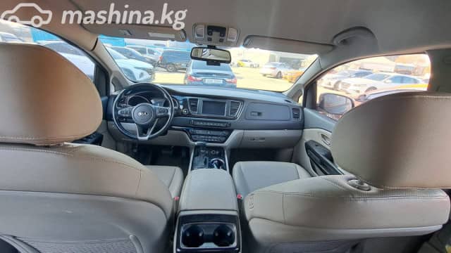 Kia Carnival III 2.2d AT