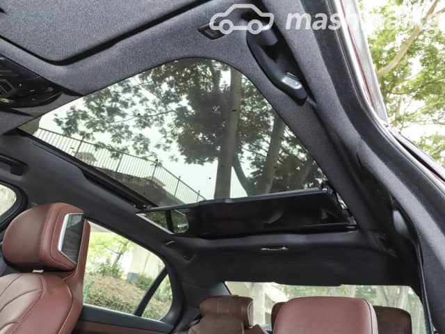 BMW i7 xDrive60 Electro AT 4WD