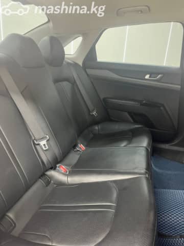 Kia K5 III LPi 2.0 AT