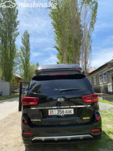 Kia Carnival III 2.2d AT