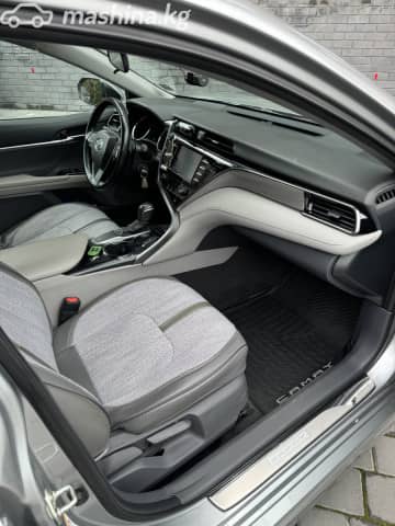 Toyota Camry VIII (XV70) 2.5 AT