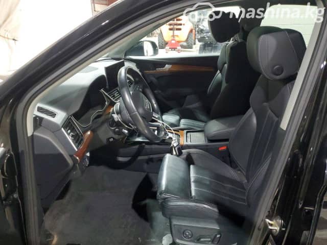 Audi Q5 II (FY) Рестайлинг 45 TFSI 2.0 AMT 4WD