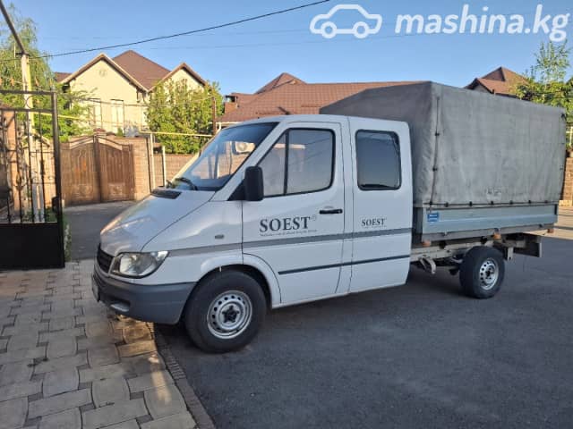 Mercedes-Benz Бортовой (4х2)