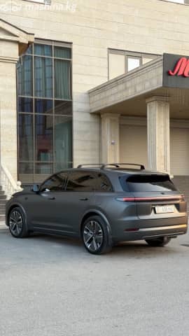 LiXiang L7 Рестайлинг 1.5hyb AT 4WD