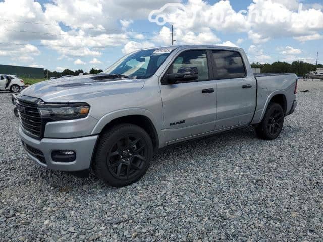 RAM 1500 V Quad Cab 5.7 AT 4WD