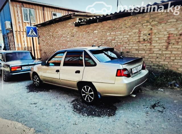 Daewoo Nexia I Рестайлинг 1.5 MT