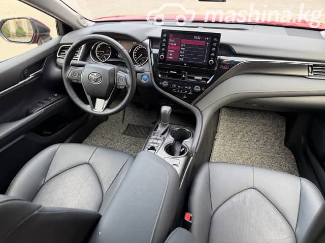 Toyota Camry (Japan) XV70 рестайлинг 2.5hyb AT