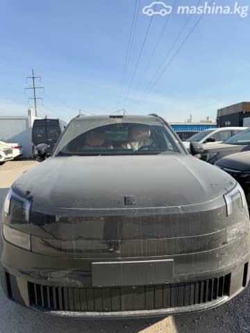 Lynk & Co 900 2.0hyb AT 4WD