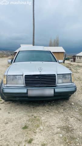 Mercedes-Benz E-Класс I (W124) 220 2.2 MT