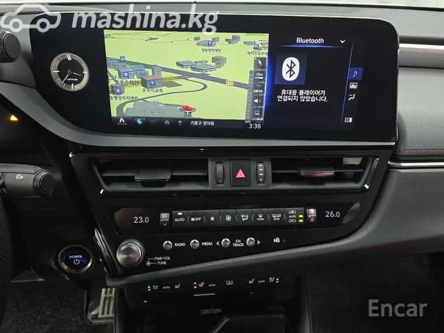 Lexus ES VII Рестайлинг 300h 2.5hyb CVT