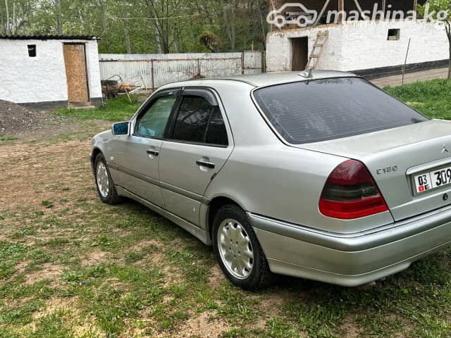 Mercedes-Benz C-Класс I (W202) Рестайлинг 200 2.0 MT