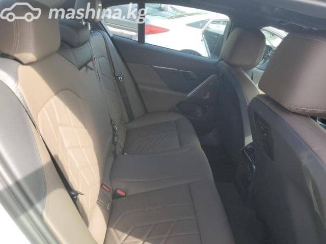 BMW 5 серии VIII (G60/G61/G68) 550e xDrive 3.0hyb AT 4WD