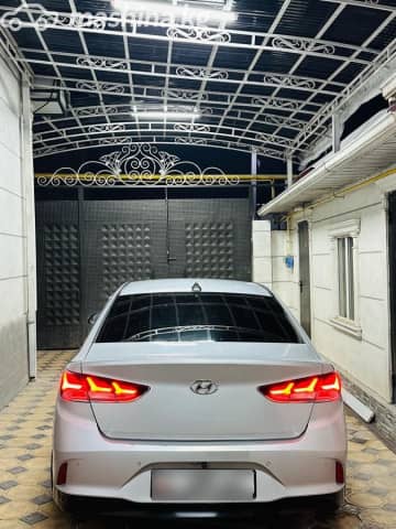 Hyundai Sonata VII (LF) Рестайлинг 2.0 AT
