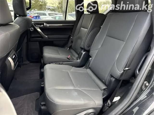 Lexus GX II Рестайлинг 2 460 4.6 AT 4WD