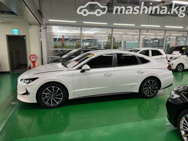 Hyundai Sonata VIII (DN8) 2.0 AT