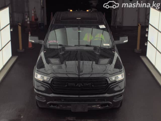 RAM 1500 V Quad Cab 5.7 AT 4WD