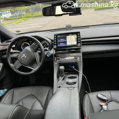 Toyota Avalon V 2.5hyb CVT
