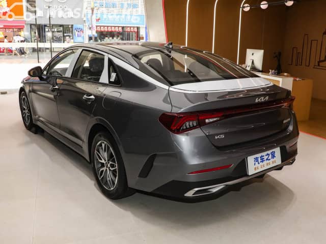 Kia K5 III Рестайлинг 1.6 AT