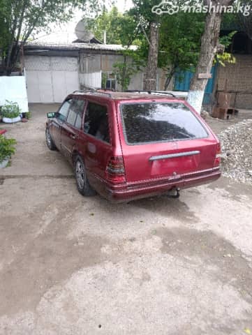 Mercedes-Benz E-Класс I (W124) 220 2.2 MT