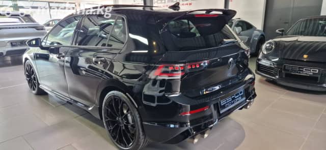 Volkswagen Golf R VIII Рестайлинг 2.0 AMT 4WD