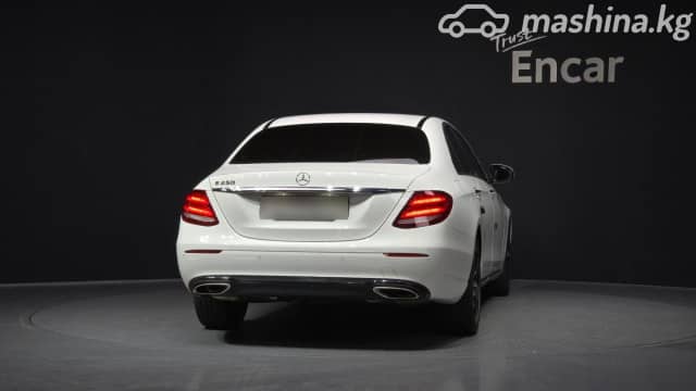 Mercedes-Benz E-Класс V (W213, S213, C238) Рестайлинг 250 2.0 AT