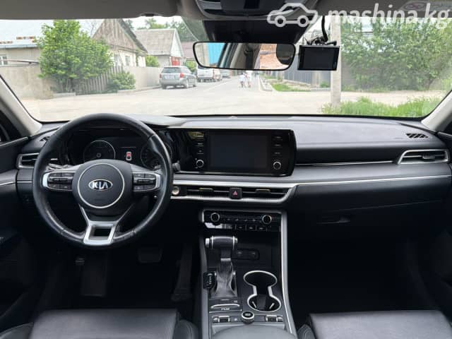 Kia K5 III LPi 2.0 AT