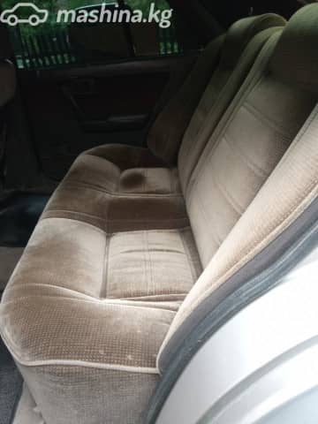 Nissan Bluebird VIII (T12, T72) 2.0 MT