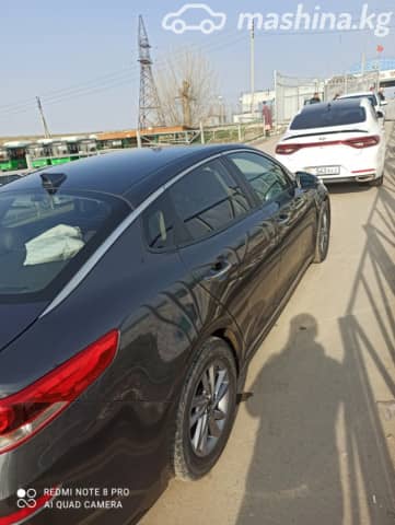 Kia K5 II 2.0 AT