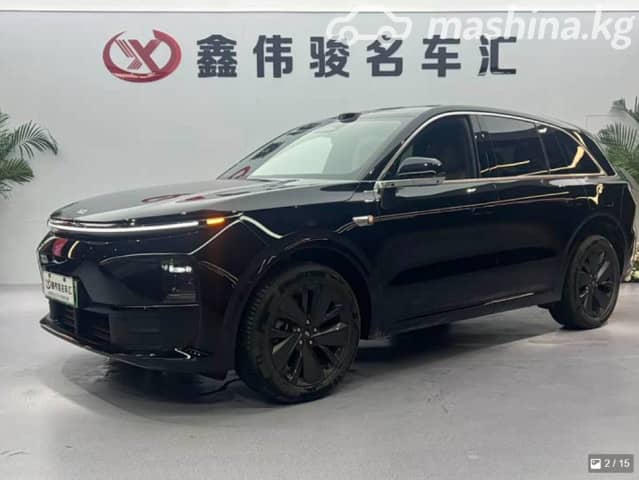 LiXiang L6 1.5hyb AT 4WD