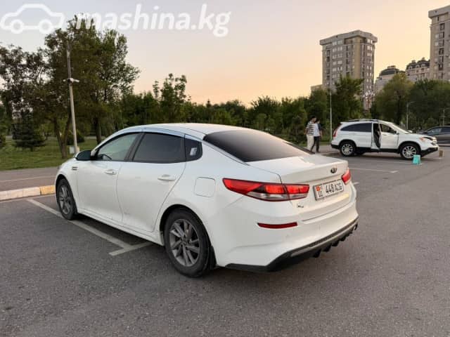 Kia K5 II 2.0 AT