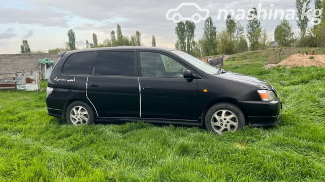 Toyota Gaia 2.0 AT
