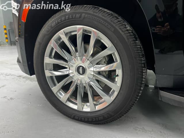 Cadillac Escalade V ESV 6.2 AT 4WD