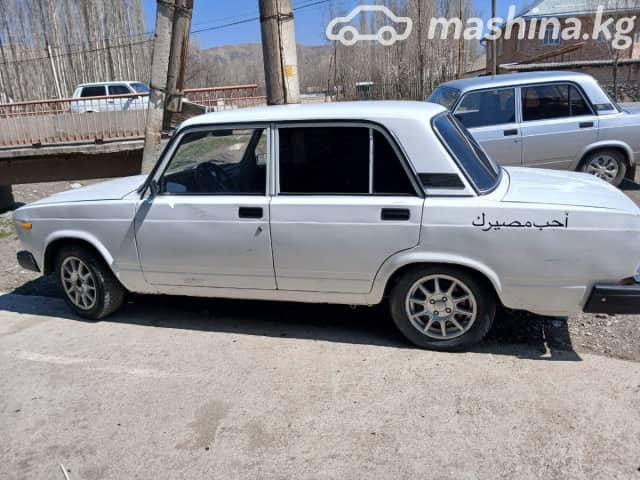 ВАЗ (Lada) 2107 21074-30 1.6 MT