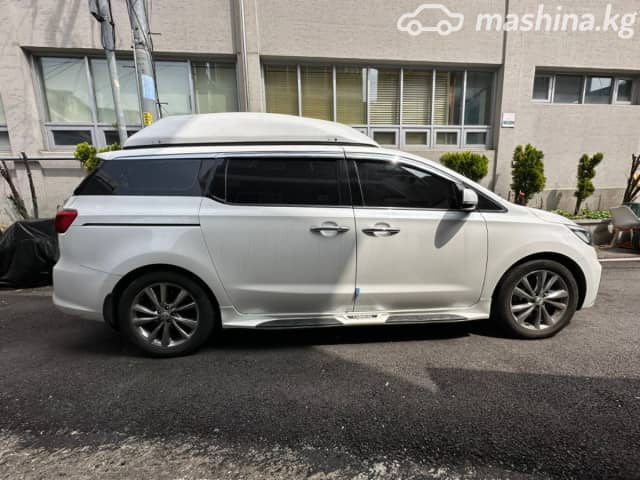 Kia Carnival III 2.2d AT