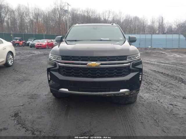 Chevrolet Suburban XII 5.3 AT 4WD