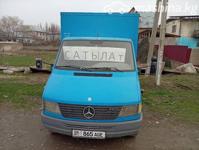 Mercedes-Benz Фургон (4х2)