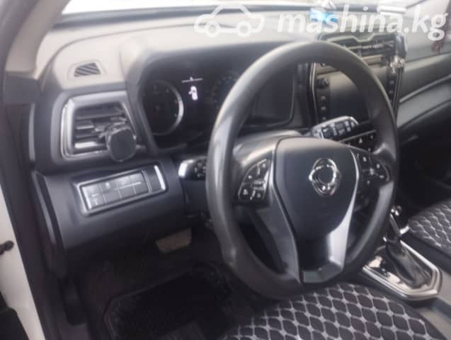 SsangYong Tivoli I Рестайлинг 1.6d AT